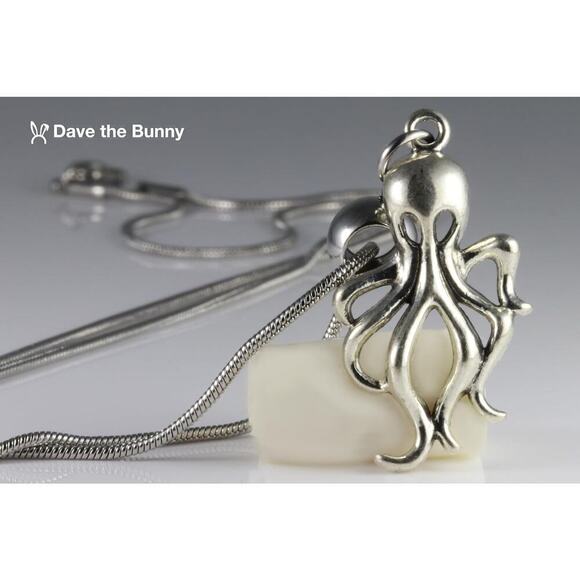 Dave The Bunny Octopus Necklace Jewelry - Gothic Jewelry - Picture 5 of 9